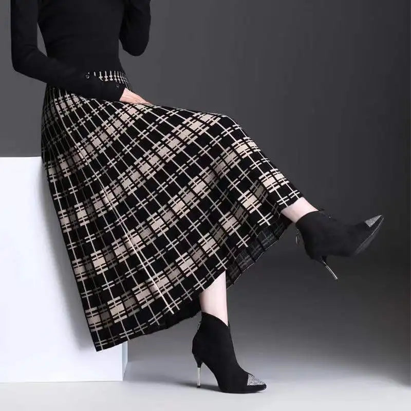 Knitted Pleated Midi Skirt