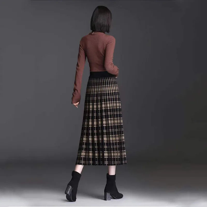 Knitted Pleated Midi Skirt